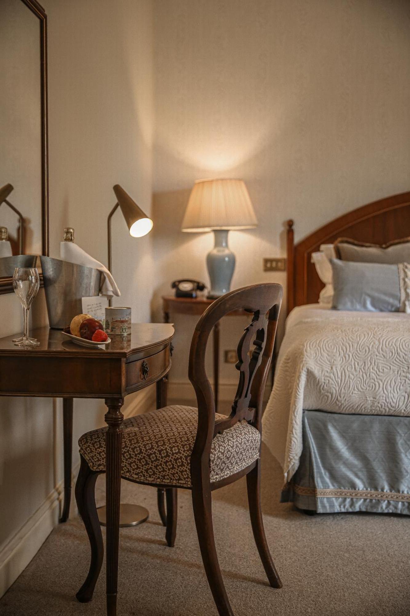 צ'יפנהאם Lucknam Park Hotel מראה חיצוני תמונה