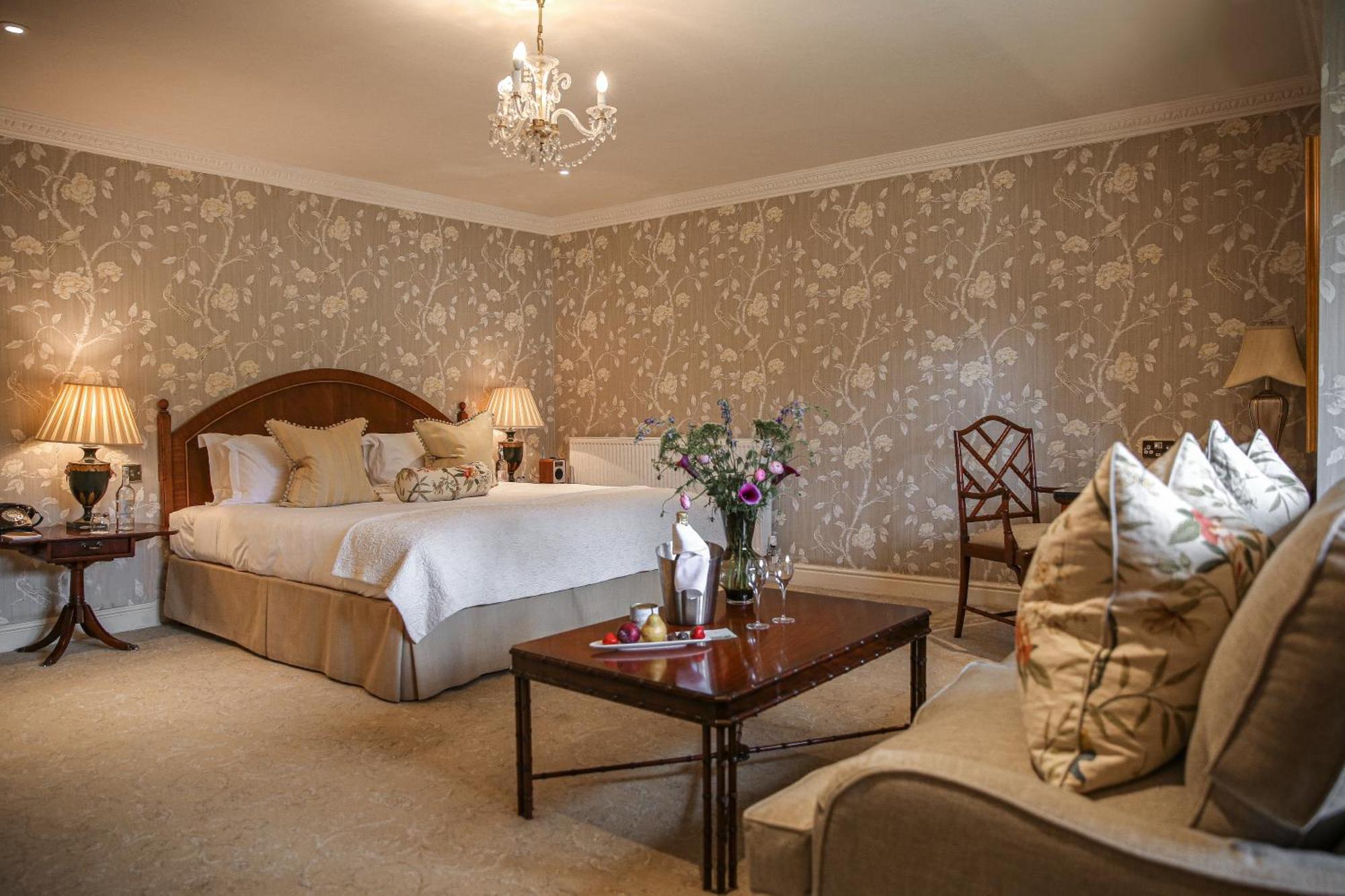 צ'יפנהאם Lucknam Park Hotel מראה חיצוני תמונה